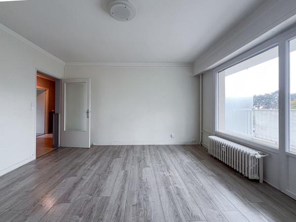 Appartement 4 pièces à vendre à Angers - 3 chambres, balcon - Place Ney
