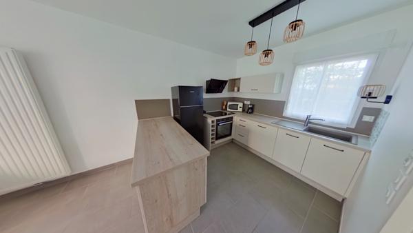 Maison à louer 4 pièces à Gradignan