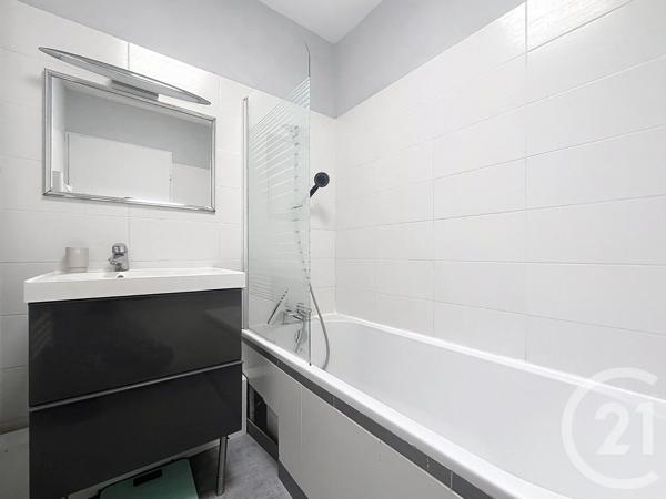 Appartement T2 à vendre  2 pièces - 45,23 m 2   DIJON  - 21