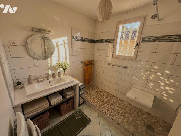 A VENDRE TOULON (VAR) 83200 - LES 4 CHEMINS DES ROUTES - VENTE D'UNE VILLA T4 EN NUE-PROPRIETE ...
