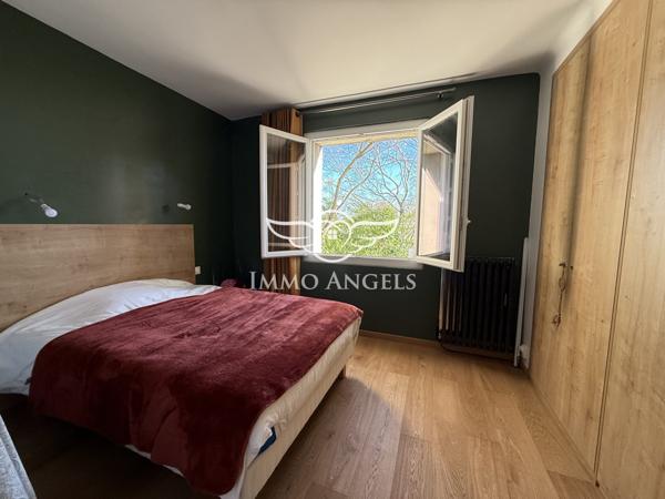 Nîmes centre, Jardins de la Fontaine / Tour Magne, P4, terrasse et garage