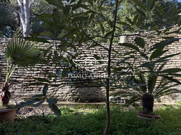 Nîmes centre, Jardins de la Fontaine / Tour Magne, P4, terrasse et garage