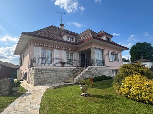 À vendre ? Maison familiale de 250 m² à Pontonx-sur-l'Adour ? Terrain de 1500 m²