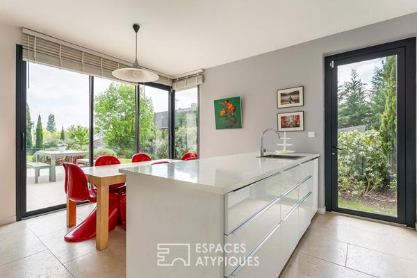 Maison contemporaine avec piscine