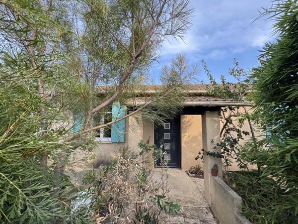 Vente                                                      Maison
                        
                     4 pièces                      109 m2                     à La Londe-les-Maures