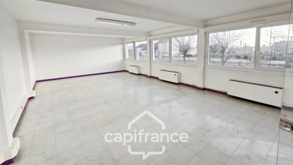 A vendre CHALON SUR SAONE, Local/bureau de 2009 m² sur terrain de 4971 m²