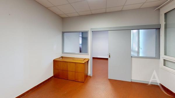 Local commercial 295 m2