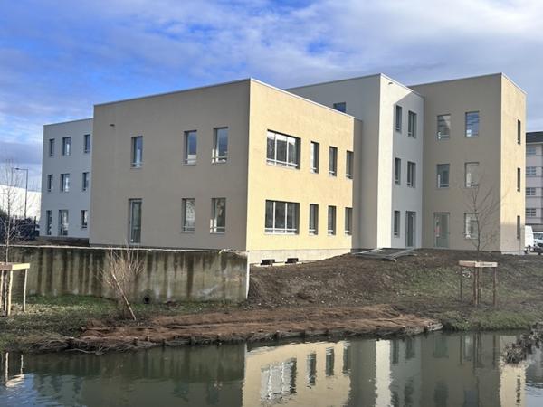 Bourg en Bresse centre ville - Bureaux neufs à vendre à proximité des commerces et des parkings.