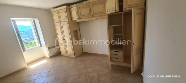 Maison de village de 87 m²