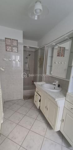 Maison de village de 87 m²