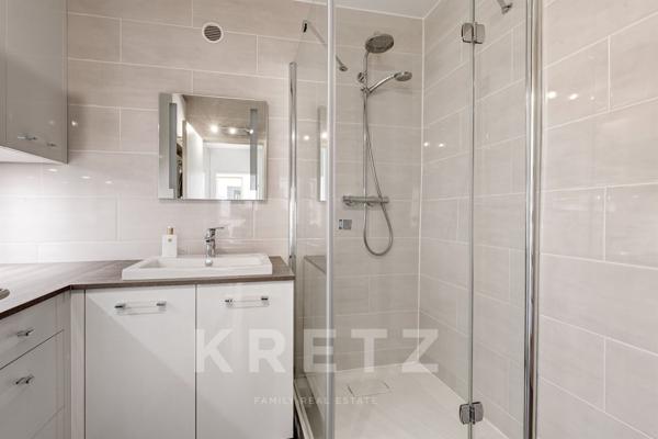 3 pièces avec terrasse Vue Tour Eiffel et Invalides