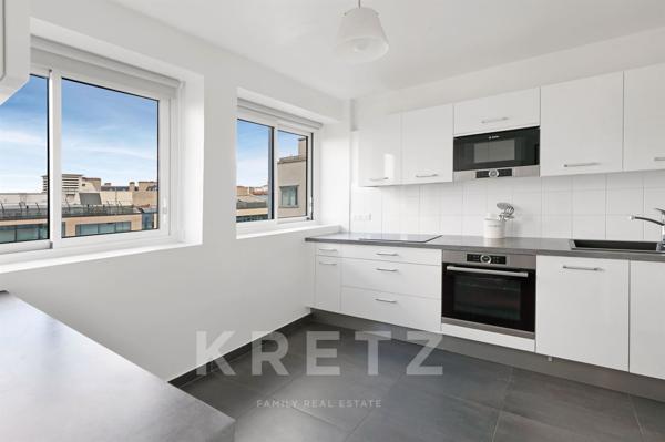 3 pièces avec terrasse Vue Tour Eiffel et Invalides