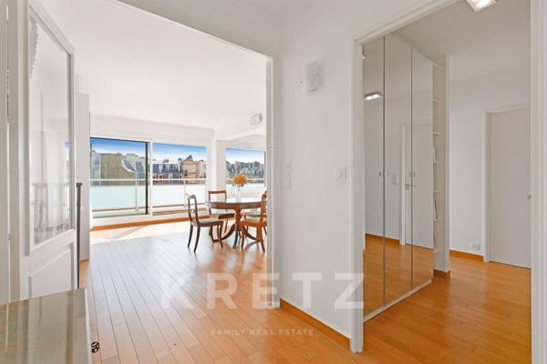 3 pièces avec terrasse Vue Tour Eiffel et Invalides