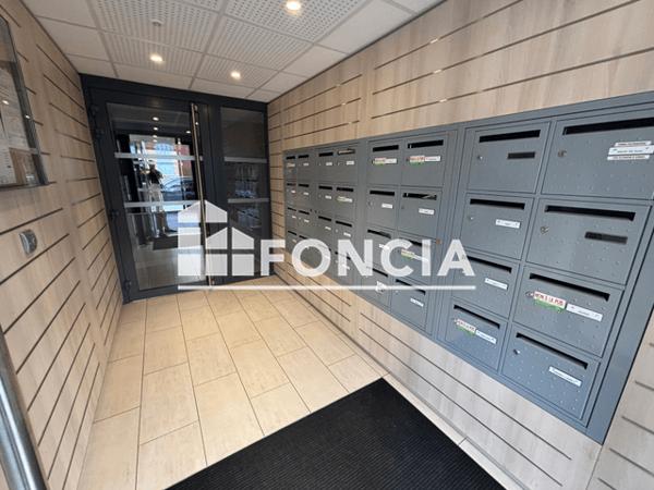 Location Studio 19.17 m² - Dijon 21000