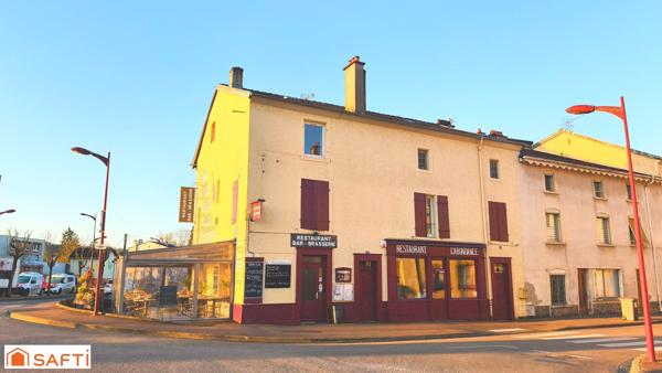 Idéal investisseurs : murs et fonds d'un restaurant reconnu avec en plus 11 garages privés loués et attenants