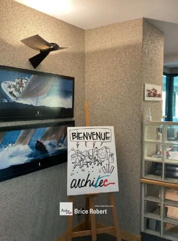 Bureaux à vendre avec espaces lumineux à Lissieu dans le parc du Bois de Dieu