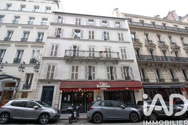 Immeuble à vendre 391 m² Paris 8