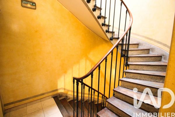 Immeuble à vendre 391 m² Paris 8