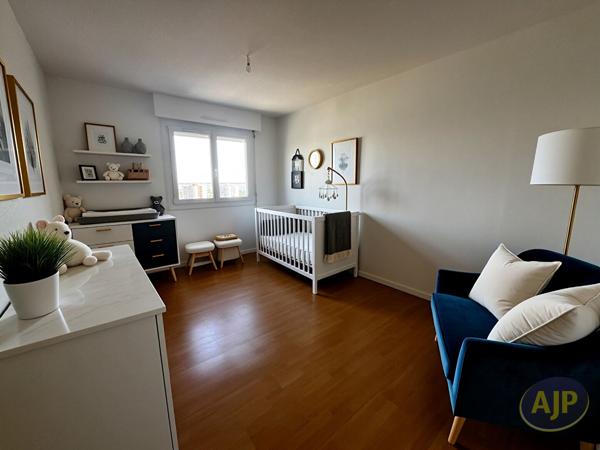 Appartement à louer Saint Nazaire : 5 pièces, 89m² avec 3 chambre(s) à 1 100€ - AJP Immobilier Saint-Nazaire