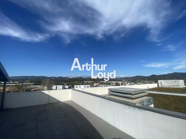 Fréjus - Bâtiment de 1410 m² à la location - Pôle Excellence Jean Louis