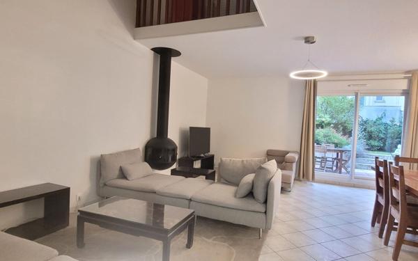 Maison à louer    5 pièces • 136,83 m2 Issy-les-Moulineaux