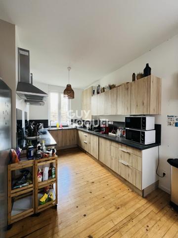 PROXIMITÉ CENTRE VILLE - IMMEUBLE D'ENVIRON 230M² COMPRENANT 10 LOTS