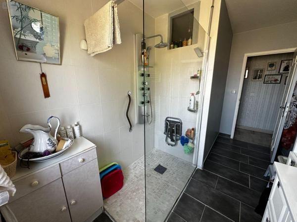 Maison individuelle à vendre à Neuilly dans l'Yonne (89113), ref : 89062-14