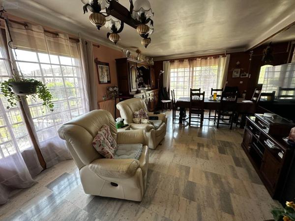 Maison individuelle à vendre à Neuilly dans l'Yonne (89113), ref : 89062-14