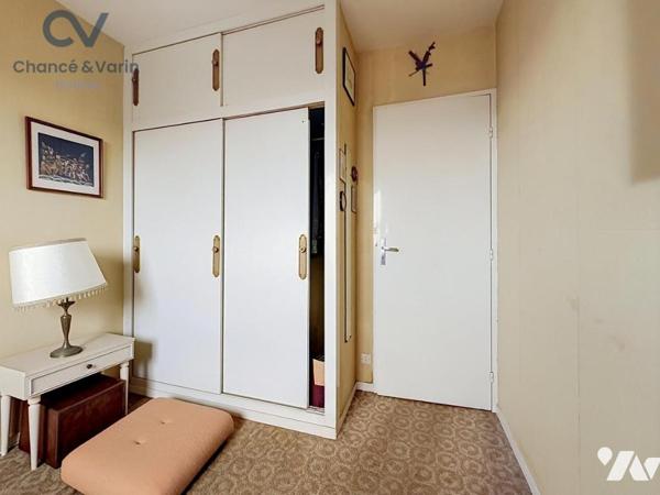 Appartement 2 pièces avec balcon, vue mer et garage