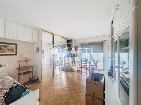 Appartement familial et studio indépendant, à 10mn du centre ville et du RER