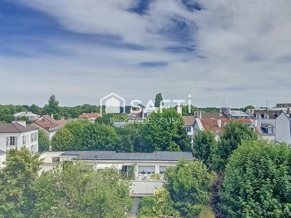 Appartement familial et studio indépendant, à 10mn du centre ville et du RER