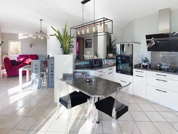 Maison à vendre 6 pièces proche de LUCINGES (74)