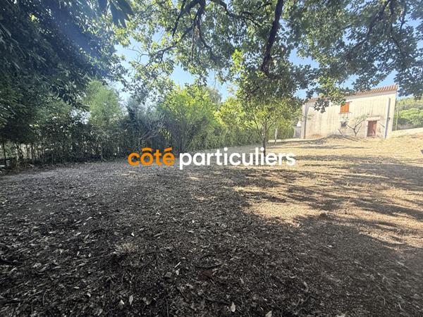 Vente Terrain547 m² - CALVISSON (30420)