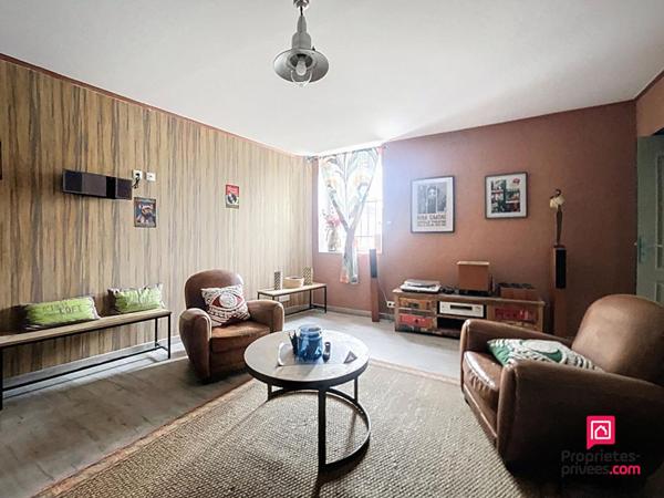 Secteur Le Mêle-sur-Sarthe Grande maison familiale 350 m2