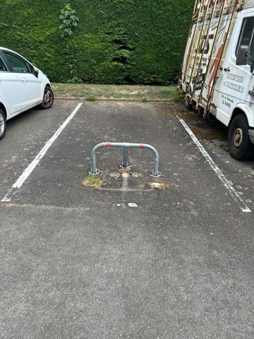 "PLACE DE PARKING AÉRIENNE LE MANS"