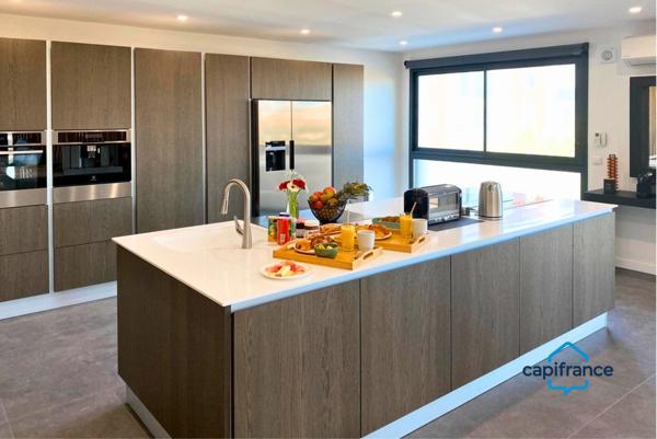 Frontignan, Appartement duplex d’exception avec terrasse panoramique de 82 m² – Prestations haut de gamme