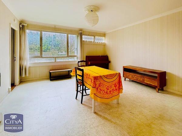Appartement à vendre 4 pièces 77.51m² Châteauroux (36000)