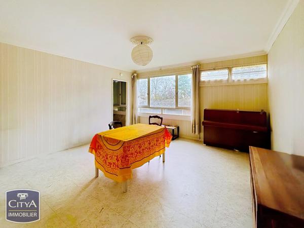 Appartement à vendre 4 pièces 77.51m² Châteauroux (36000)