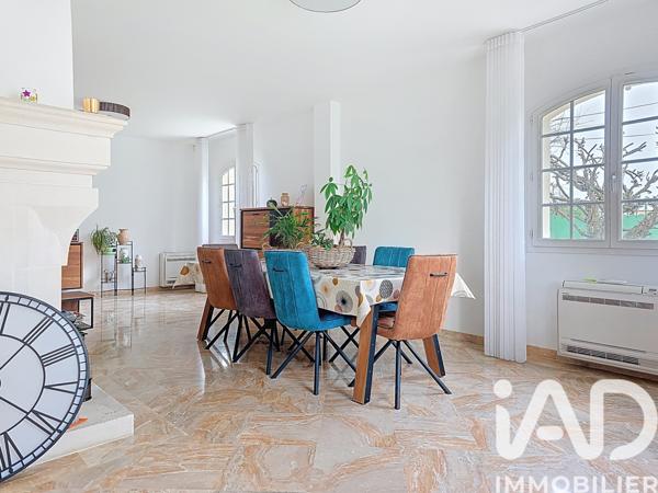 Maison à vendre 10 pièces 265 m² Villecresnes