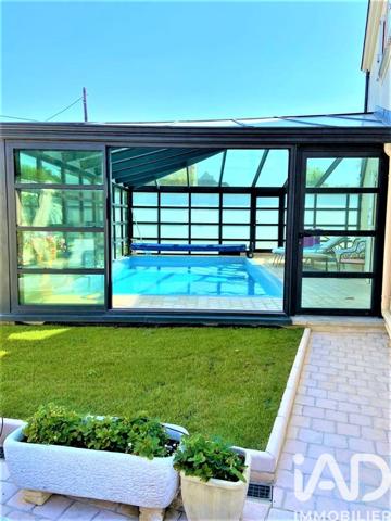 Maison à vendre 10 pièces 265 m² Villecresnes