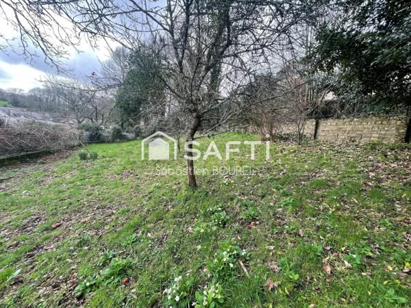 Terrain constructible de 650 m2, hors lotissement