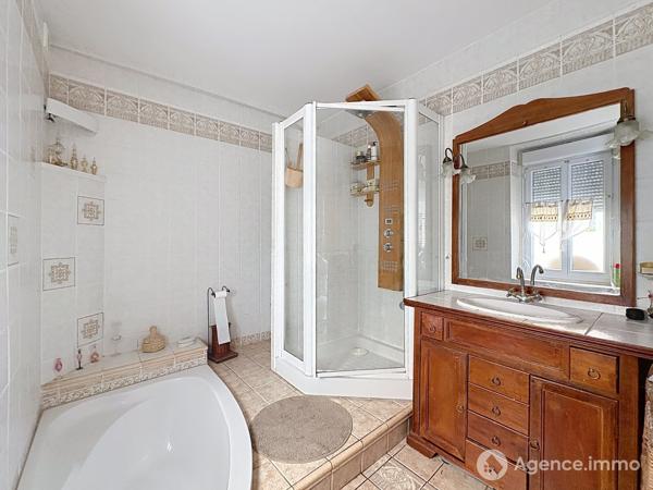 À vendre - Maison bourgeoise, 7 pièces située à Chécy (45430)