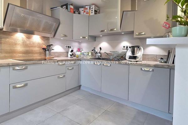 Appartement 75 m² - 3 chambres avec terrasses et parking à Saint Hippolyte Du Fort