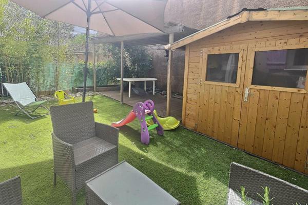 Appartement 75 m² - 3 chambres avec terrasses et parking à Saint Hippolyte Du Fort