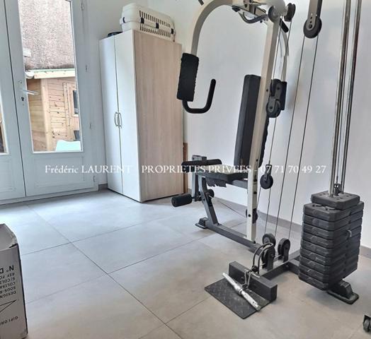 Appartement 75 m² - 3 chambres avec terrasses et parking à Saint Hippolyte Du Fort