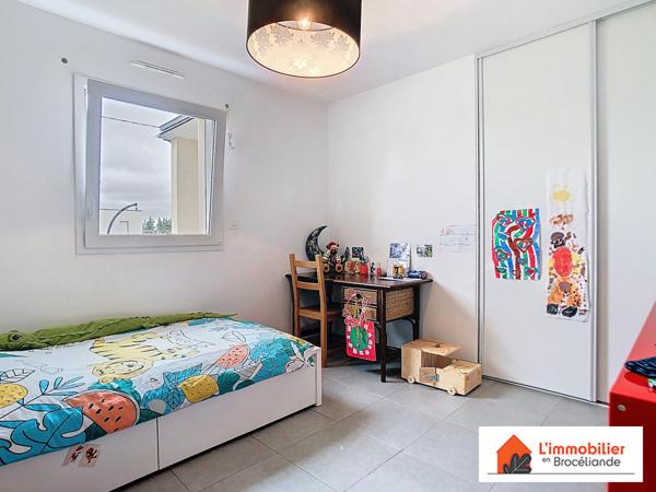 Maison de plain-pied récente à 5 minutes du centre Plélan-le-Grand