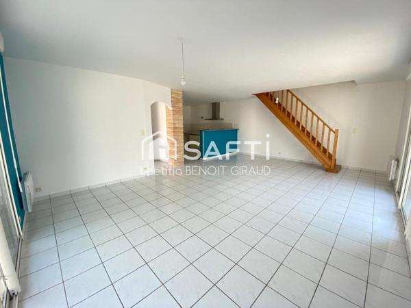 Maison avec potentiel - Semussac centre