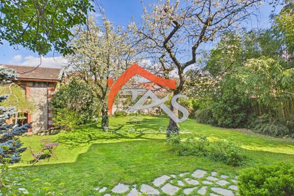 Vente Maison 14 pièces 355 m2 à Saint-Chamond