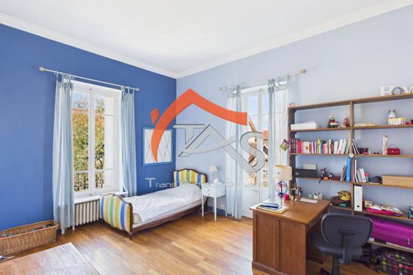 Vente Maison 14 pièces 355 m2 à Saint-Chamond