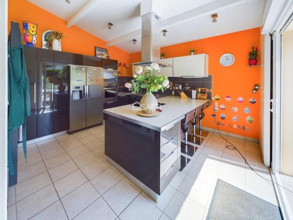 Vaste maison avec Piscine et SPA